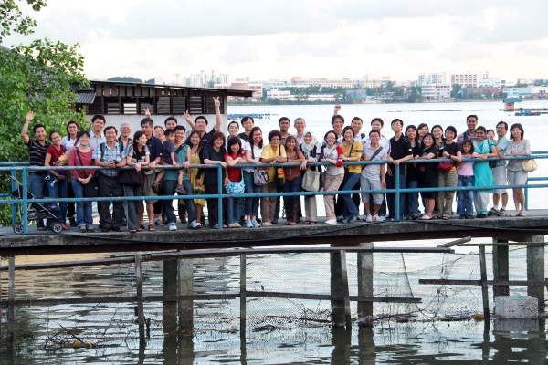 Group photo on the jetty